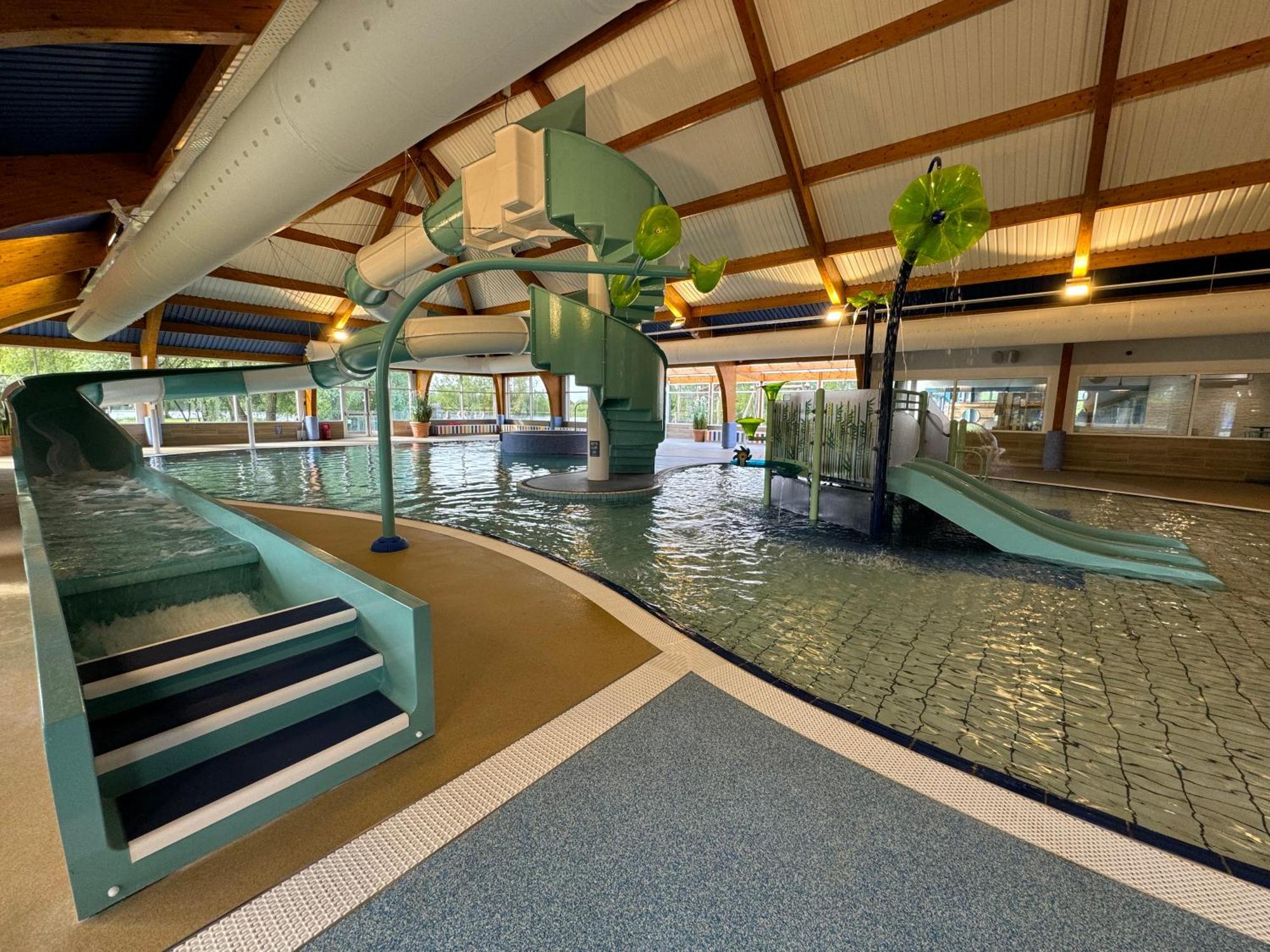 Dragonfly Lodge เซาธ์เซอร์นีย์ ภายนอก รูปภาพ